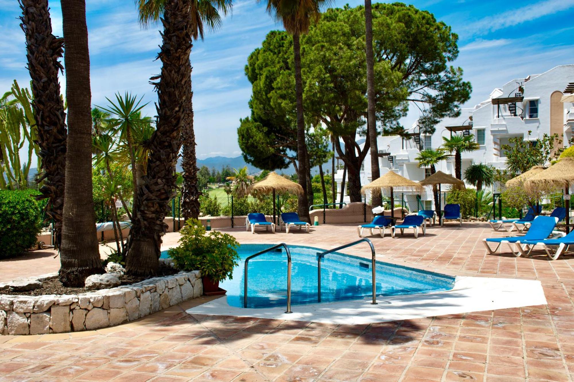 Апартаменты Leos Mijas Golf Фуэнхирола Экстерьер фото